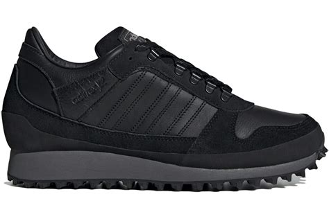 Adidas hiaven core black